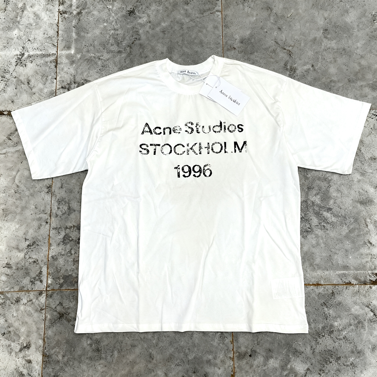 Acne Studios - Sprayed logo t- shirt - Faded white