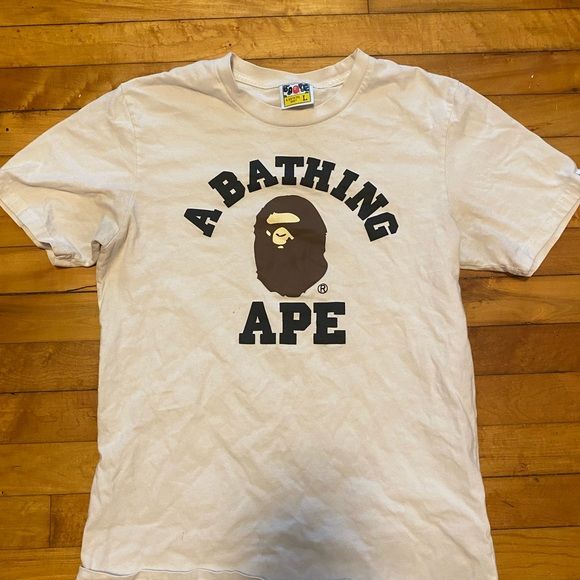 BAPE College T-Shirt Black&White • 베이프 컬리지 티셔츠 블랙&화이트